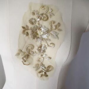 NWOT Lot of 5 Sew on Light Gold Appliques